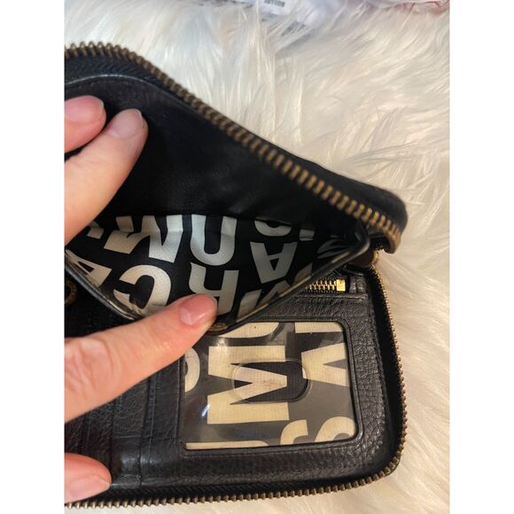 Marc Jacobs Black Leather Wallet Zip Around Logo Lining 6" - Picture 9 of 11